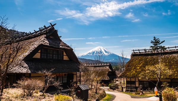 Iyashi no sato Nenba: Pueblo tradicional japones que actualmente es un museo al aire libre.

